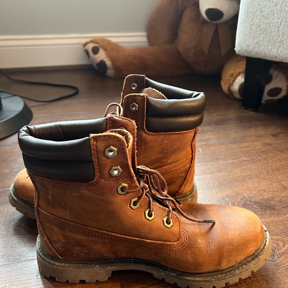 Timberland Excellent Condition Boots - Picture 4 of 5